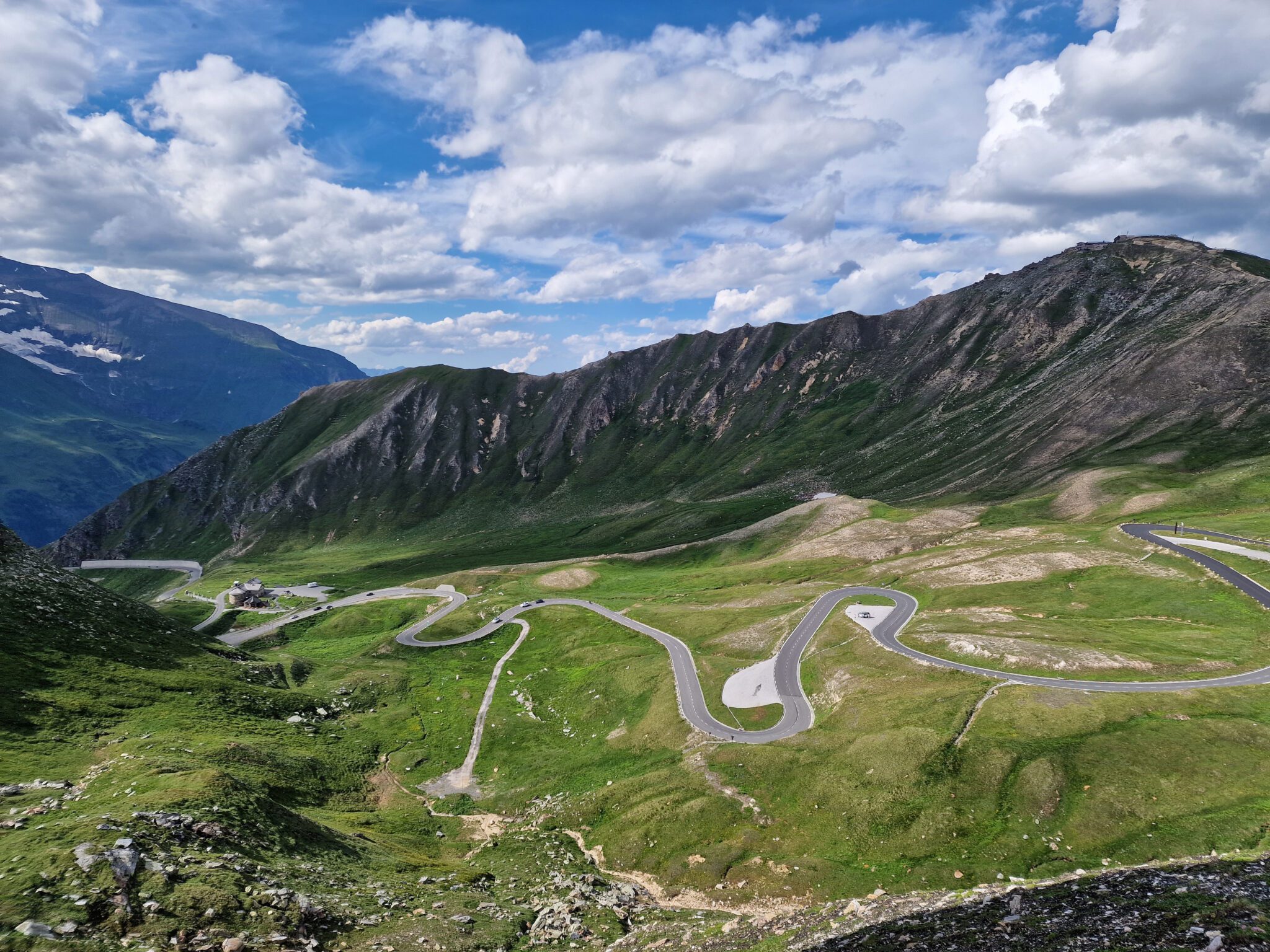 De Großglockner Hochalpenstraße met auto – één van de mooiste