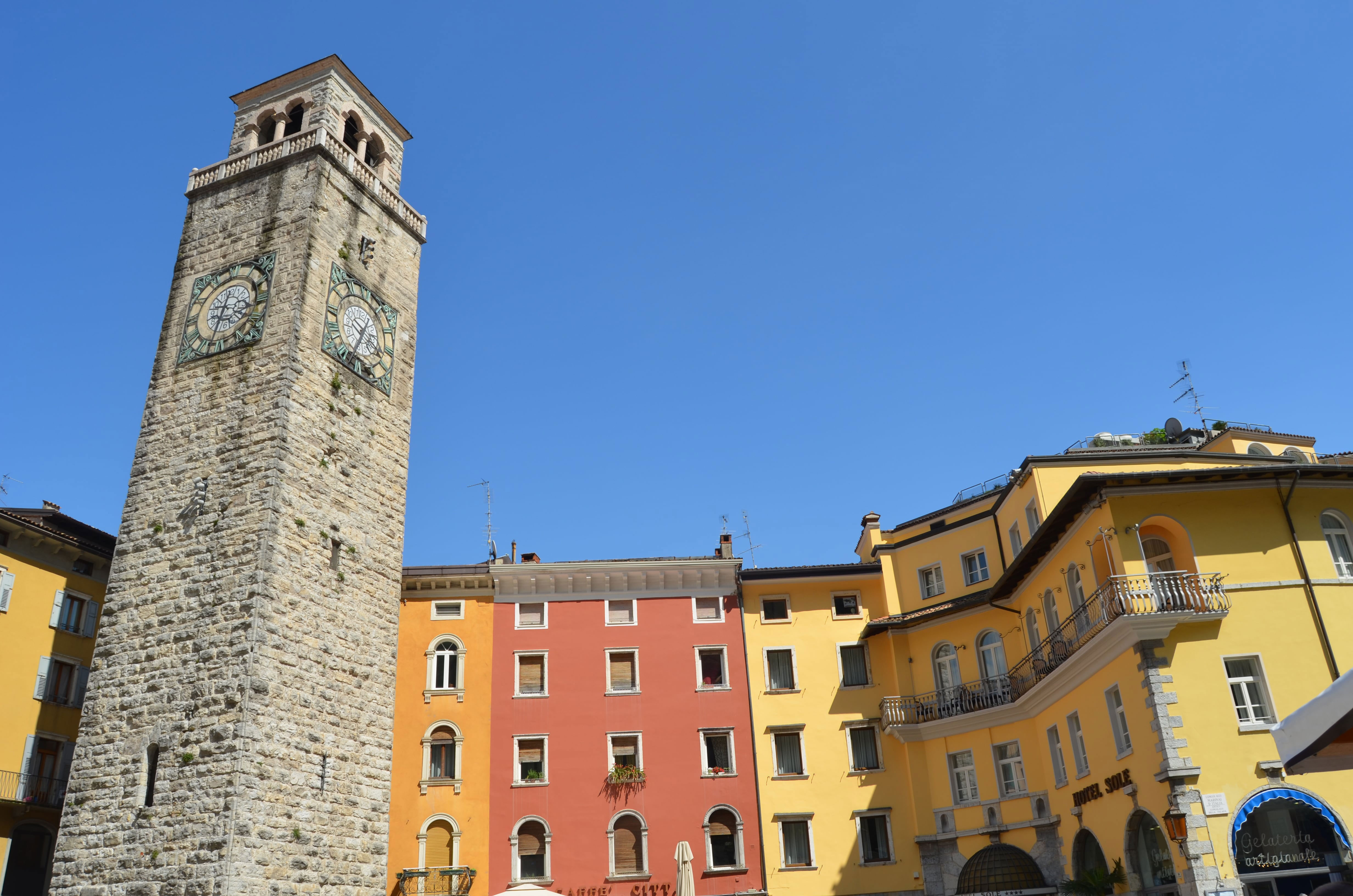 Riva del Garda bezoeken: sfeervolle stad tussen bergen en Gardameer
