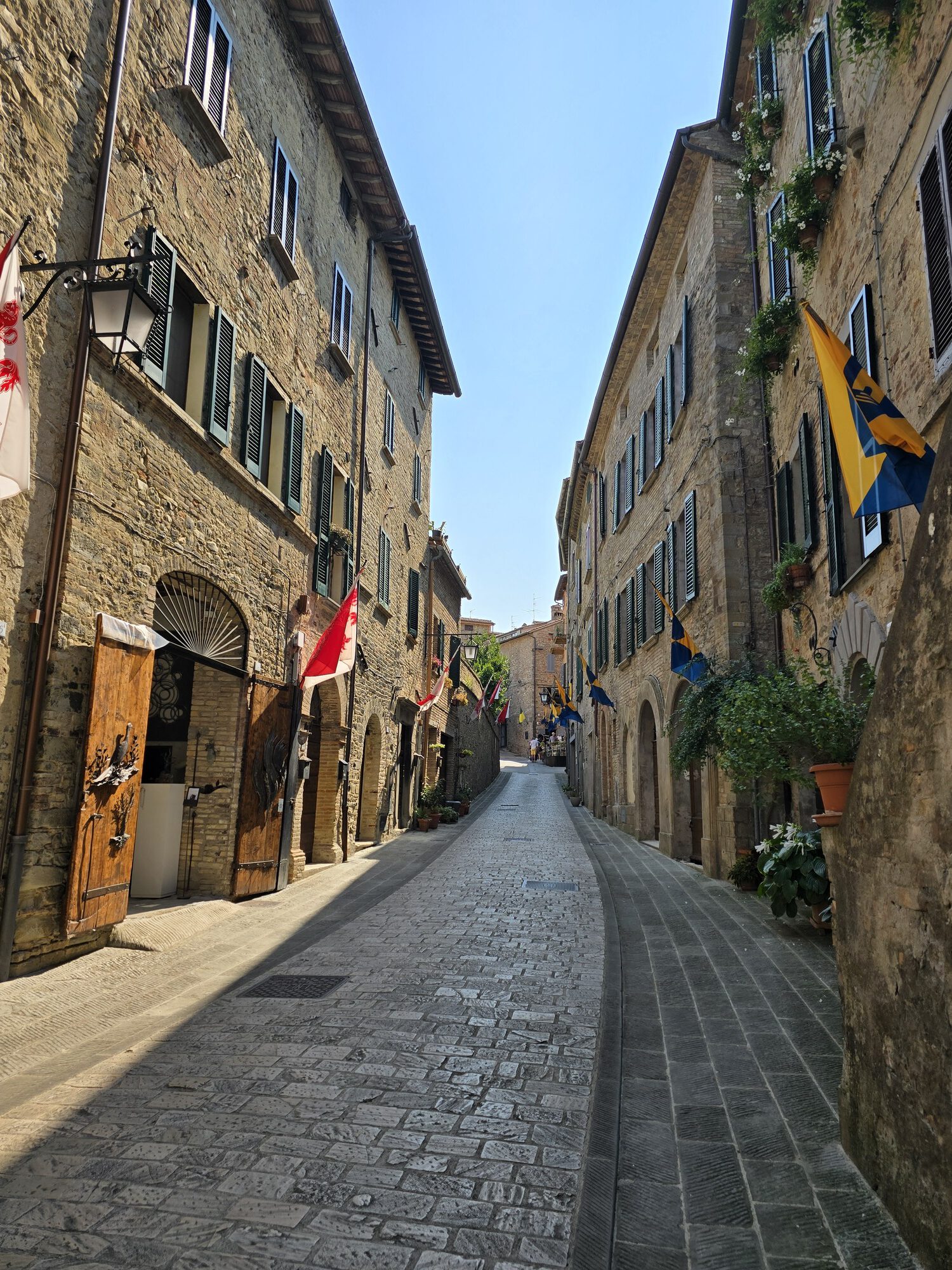 Montone: middeleeuws pareltje in de heuvels van Umbrië