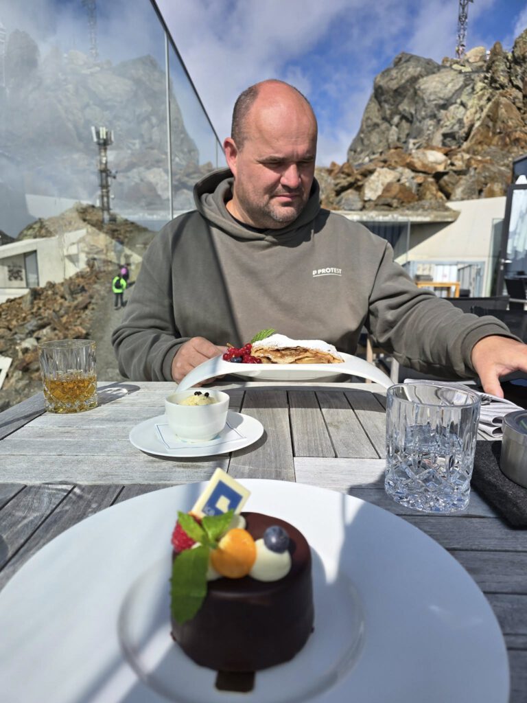 Geen fotobeschrijving beschikbaar.