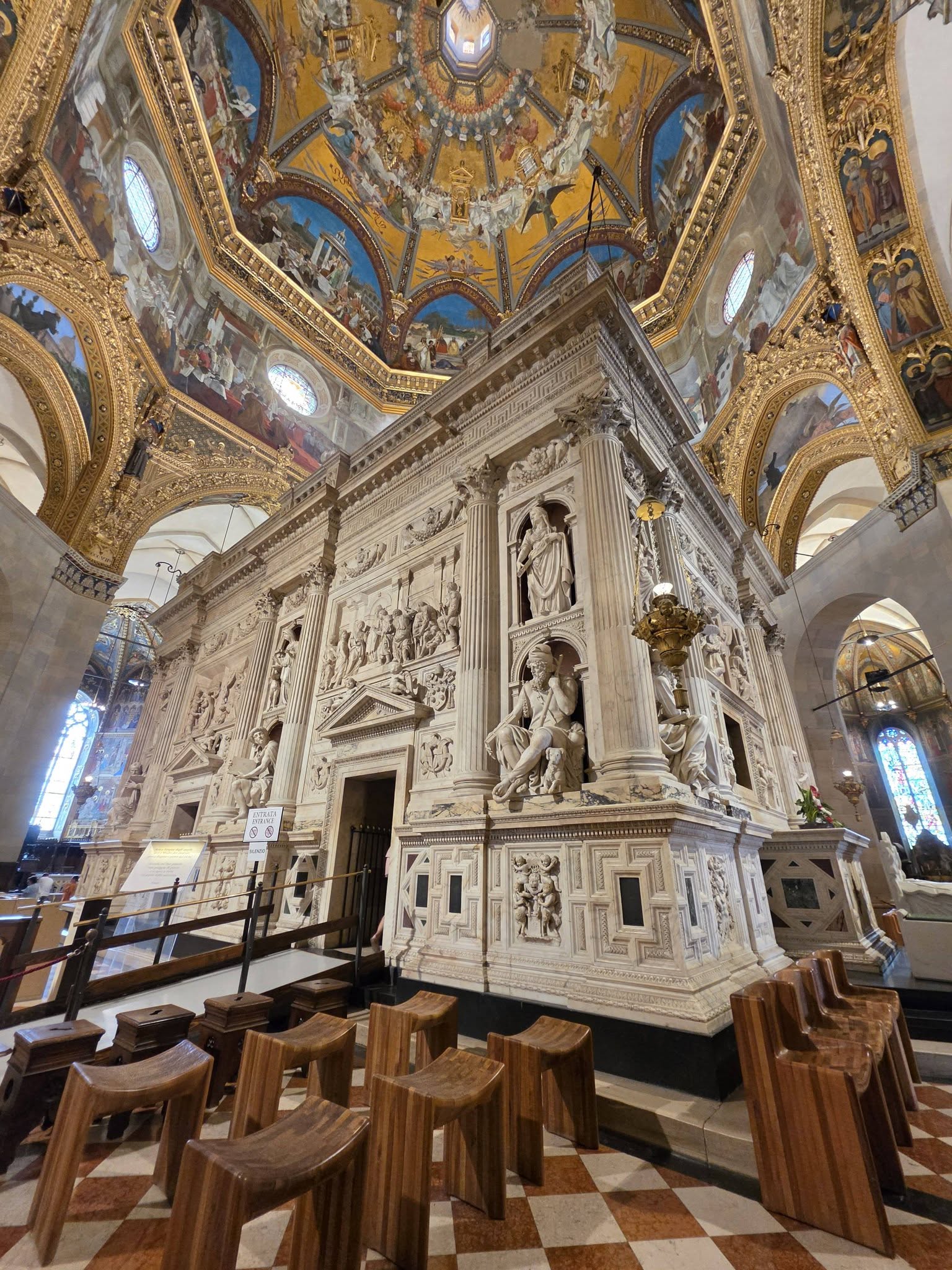 Kan een afbeelding zijn van Basiliek van het Nationaal Heiligdom van de Onbevlekte Ontvangenis