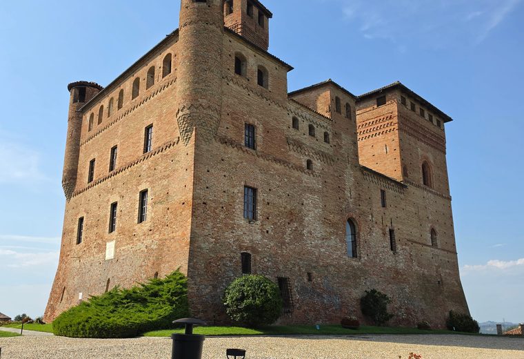 Castello di Grinzane Cavour: geschiedenis tussen de wijngaarden van de Langhe