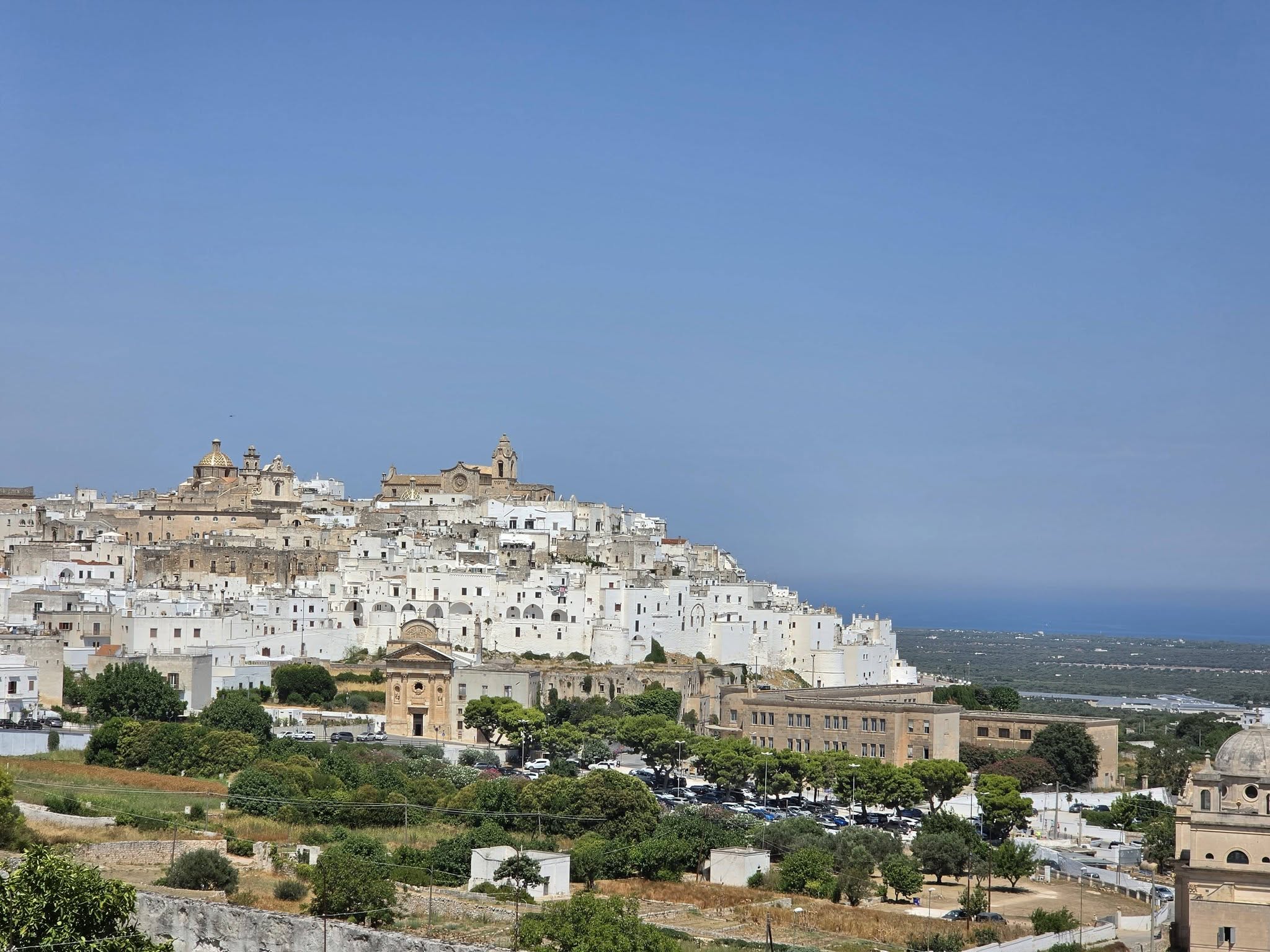 Kan een afbeelding zijn van kasteel en Santorini