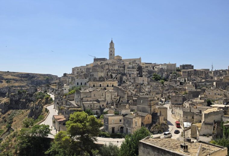 Matera bezoeken: grotwoningen, ondergrondse reservoirs en uitzicht over de Sassi