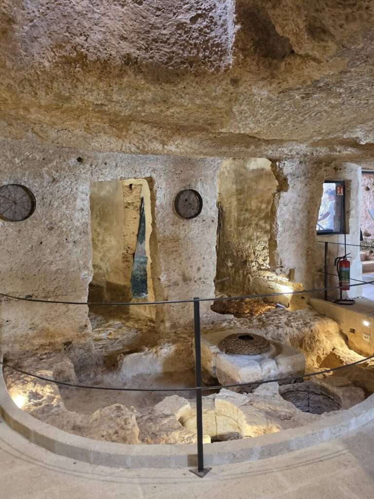 Kan een afbeelding zijn van Catacomben van Parijs