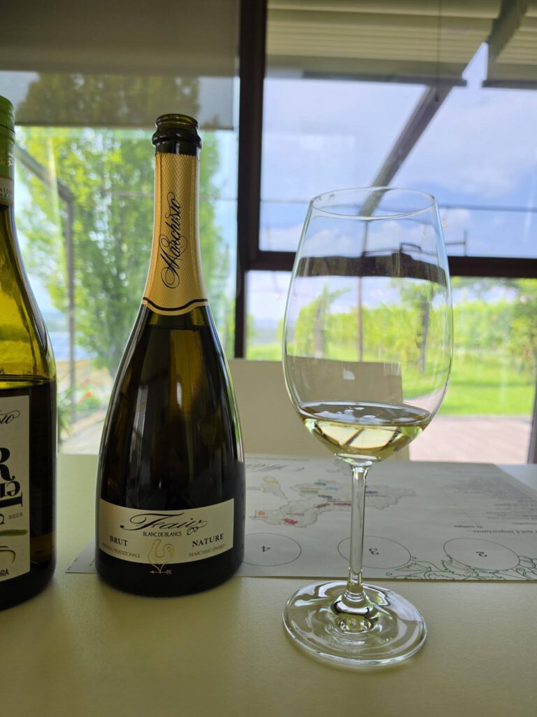 Kan een afbeelding zijn van champagne